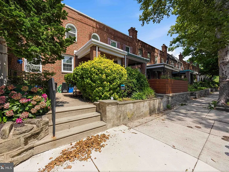 3323 Tilden St — Photo 2