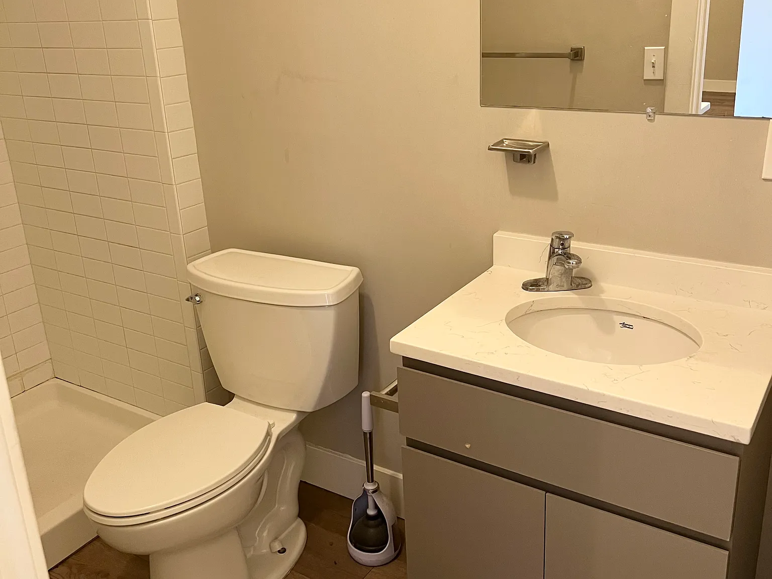 1 bed, 566 sqft, $1,798 — Photo 4