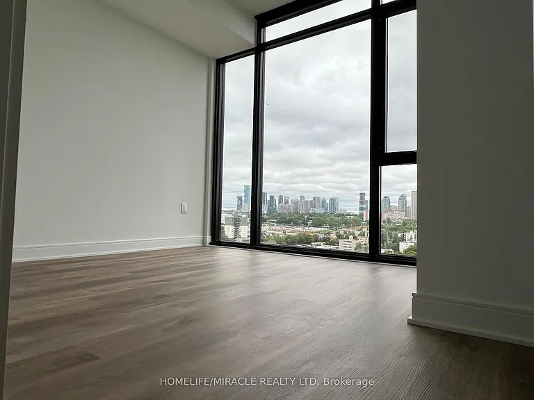 86 Dundas St E #1603 — Photo 10