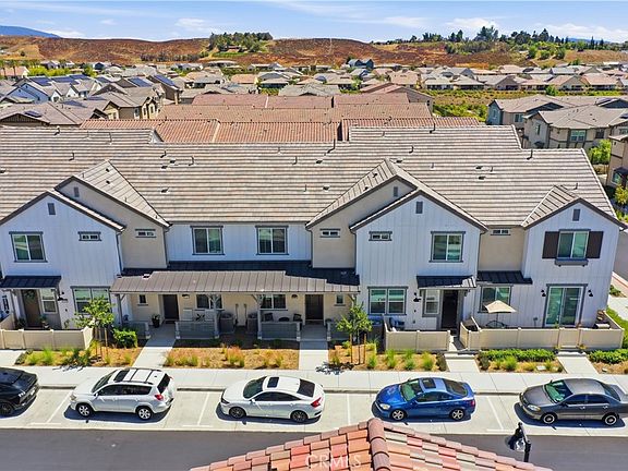 2nd image of 39376 Corvina Ln