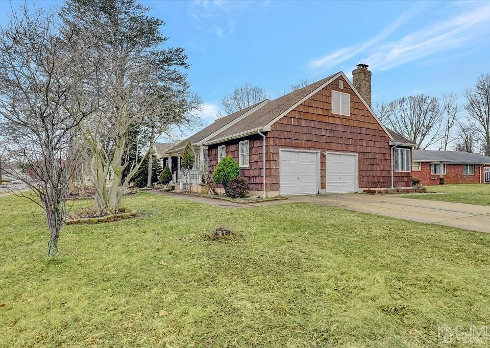 1067 Bordentown Ave, Parlin, NJ 08859 Zillow