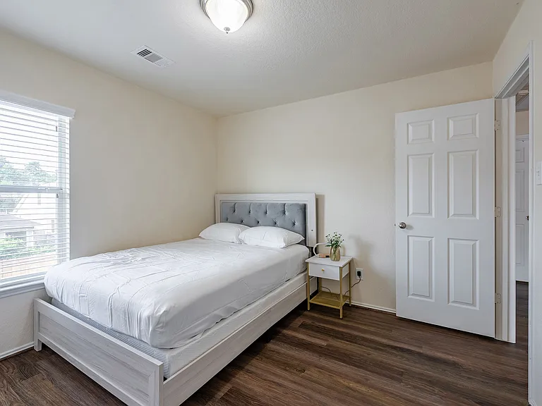 12031 Canyon Falls Dr — Photo 27
