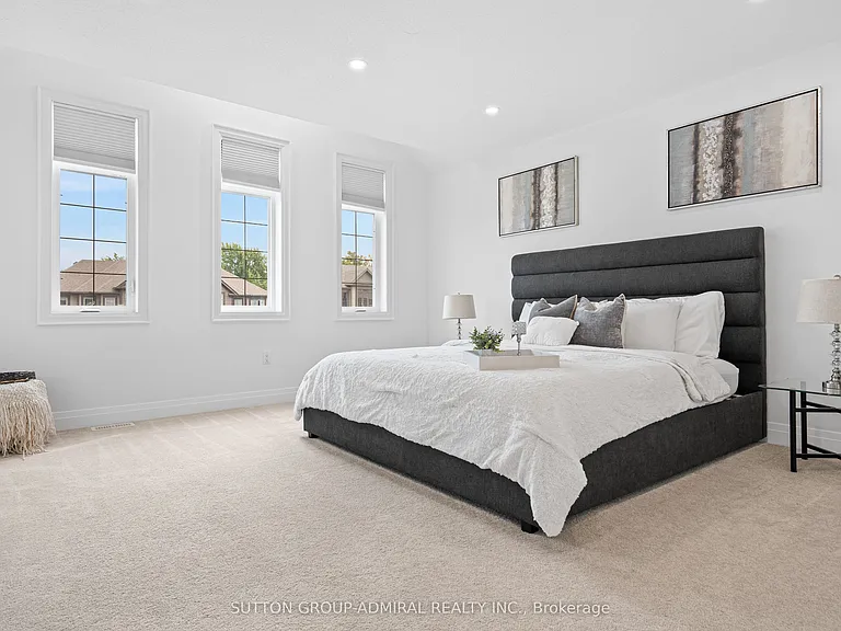1026 Wright Dr — Photo 7