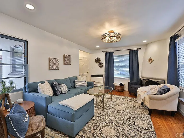 464 G Ave — Photo 8