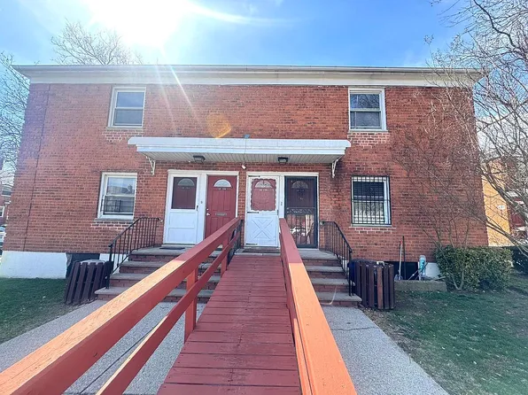 6824 140th St #A, Flushing, NY 11367