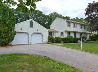 378 Mucciarone Rd, Franklin, MA 02038