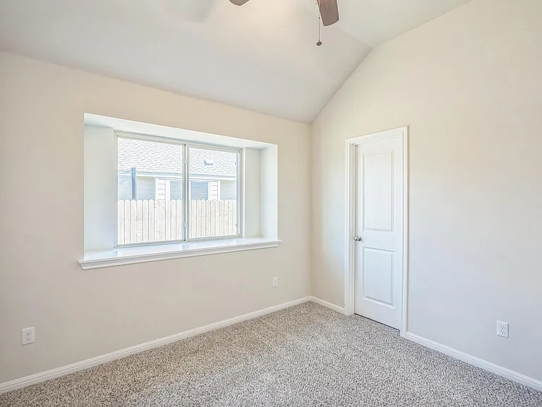 120 Lasino Dr — Photo 16