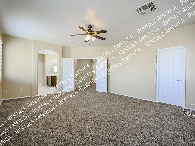 6846 W Saint Charles Ave — Photo 25