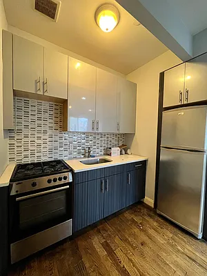 Rented by Hagstrom Management Inc | media 1