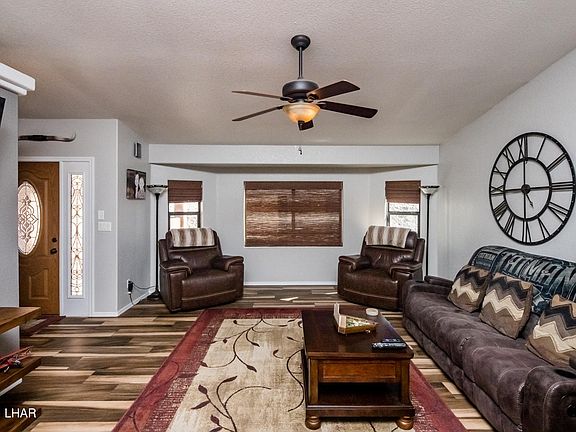 5th image of 3283 Crestview Dr