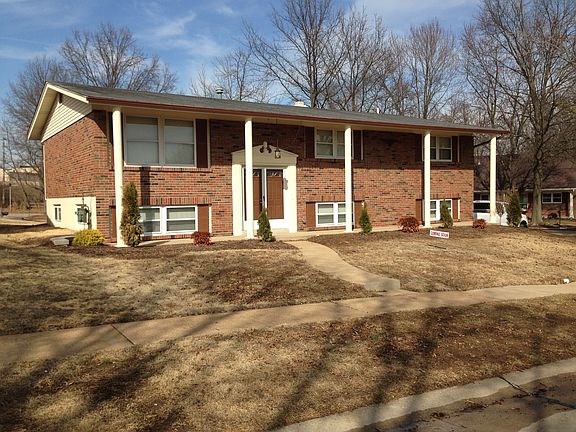 2nd image of 3231 Yorkchester Dr