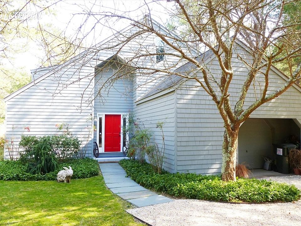 1st image of 61 Huckleberry Ln