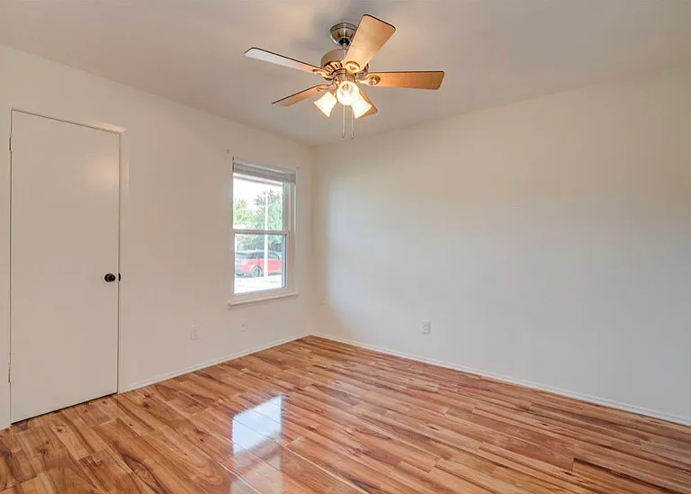 15811 Boonridge Rd — Photo 16
