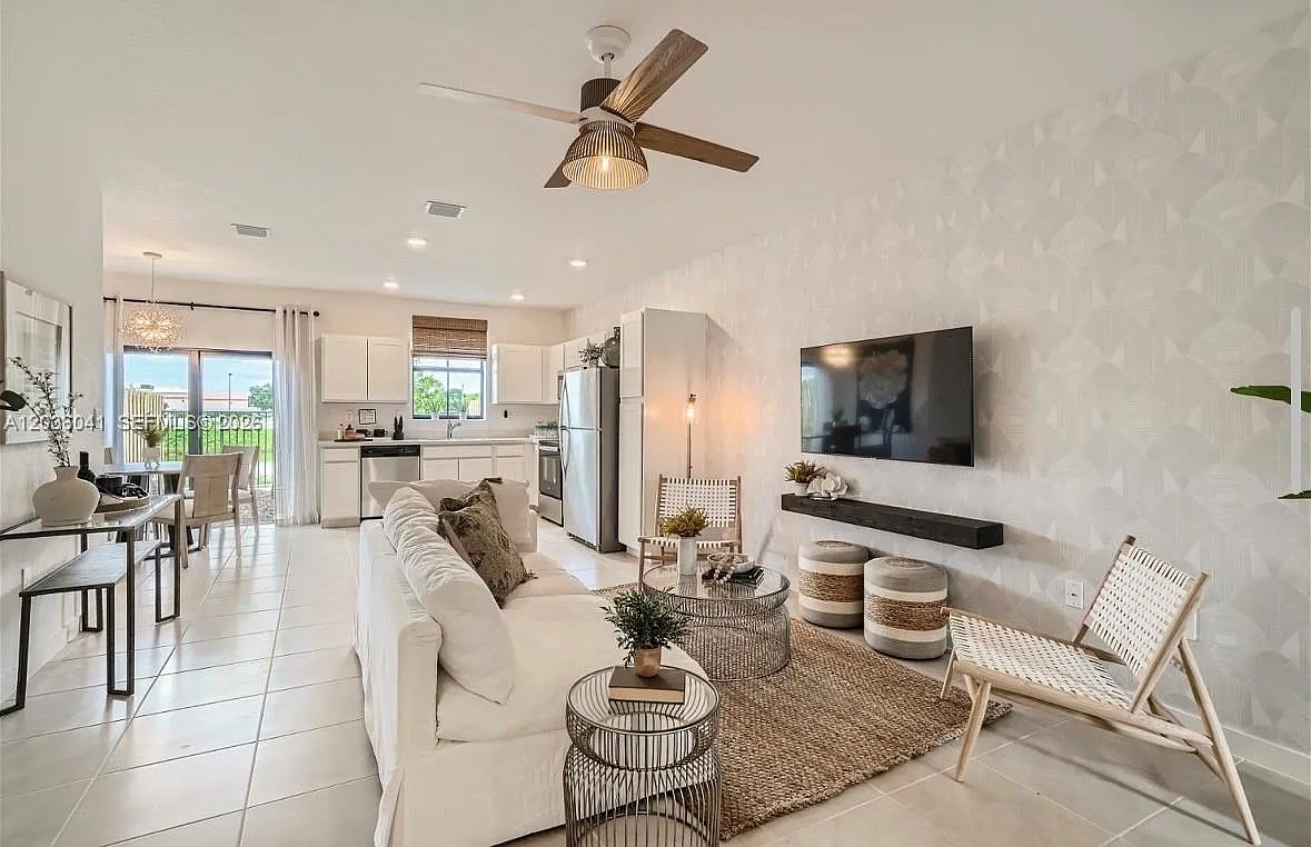 Miami Land And Developmen — Photo 3