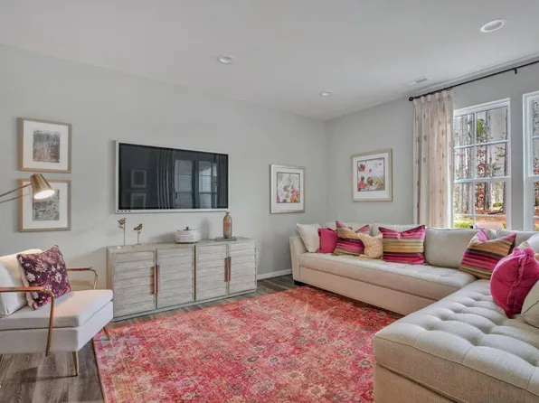 324 Short Ridge Way, Rolesville, NC 27571