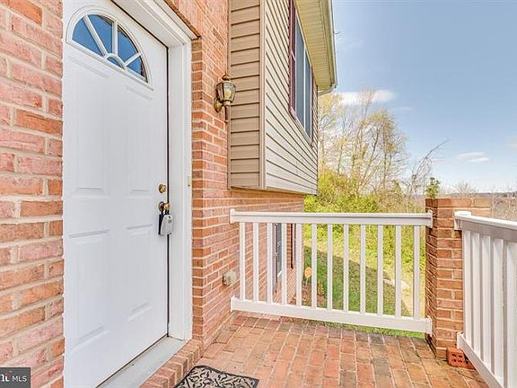 5th image of 452 Southridge Dr
