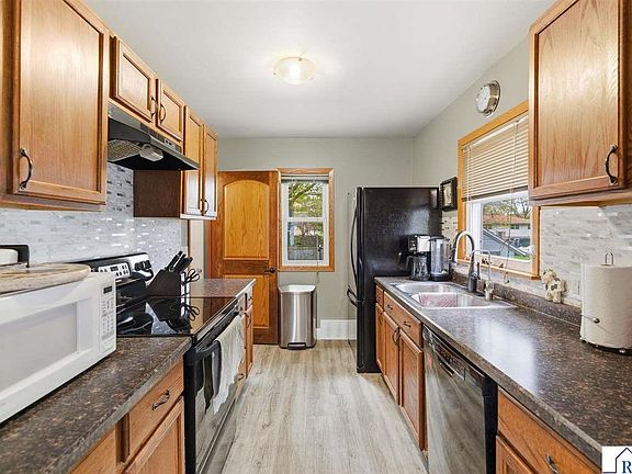 3rd image of 808 5th Ave SE
