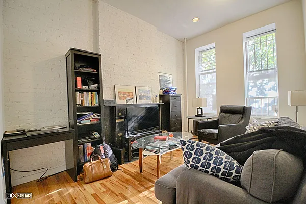 Rented by Citi Habitats | media 12