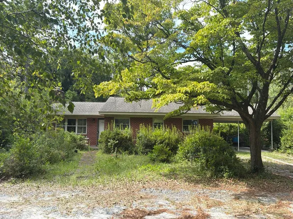 4609 Long Leaf Hills Dr, Wilmington, NC 28409