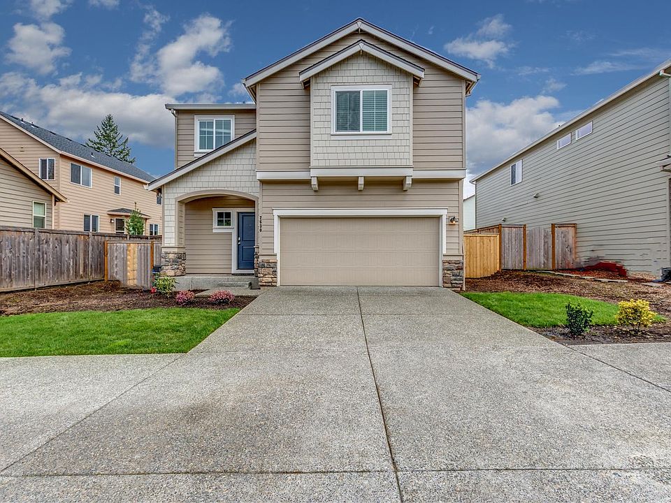 1st image of 2630 NE Hawthorne Cir
