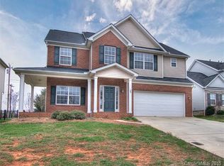 105 Planters Dr, Statesville, NC 28677