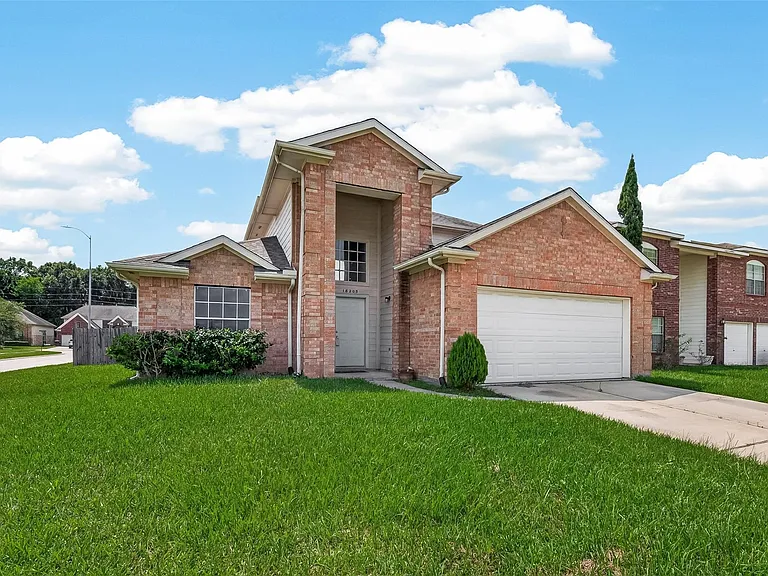 18203 Winding Timbers Ln — Photo 3