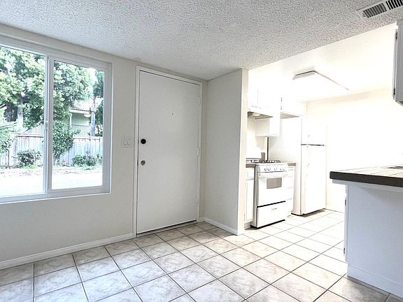 2nd image of 678 Camino De Los Mares APT 2
