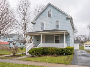 209 Davidson Ave, Canandaigua, NY 14424