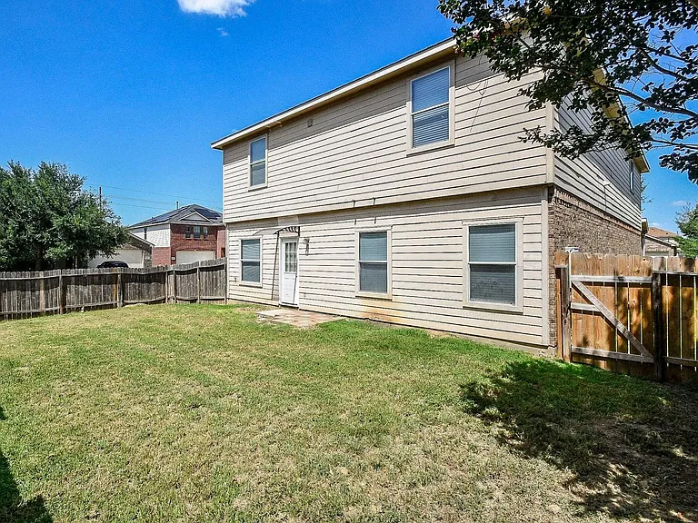 402 New Hope Ln — Photo 49