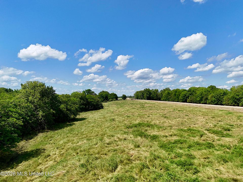 1st image of 2 Levee Maintenance Rd