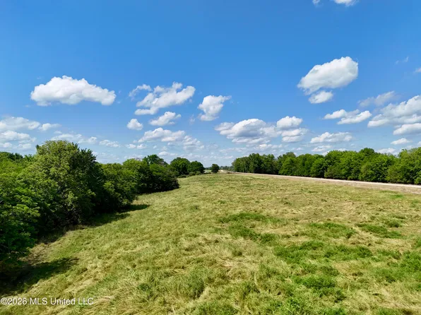 2 Levee Maintenance Rd, Redwood, MS 39156