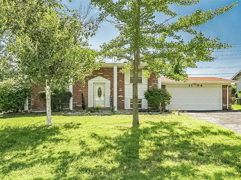 1st image of 1104 Dawn Valley Dr