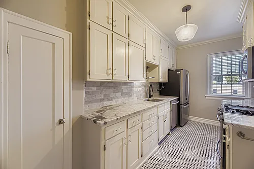 Floor plan 407