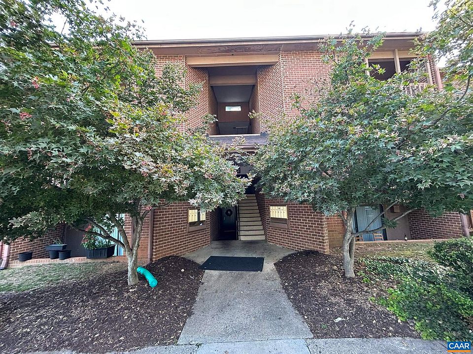 1st image of 102 Turtle Creek Rd APT 11