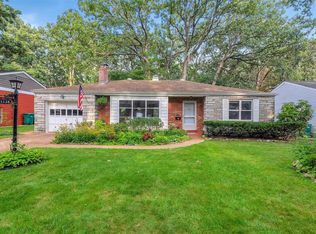 1128 Eastbrook Ln, Saint Louis, MO
