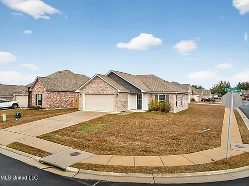 18102 Evergreen Dr Photo 1 18102 Evergreen Dr Photo 1