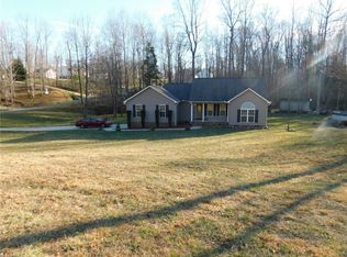 3741 Courtland Cir, Thomasville, NC 27360