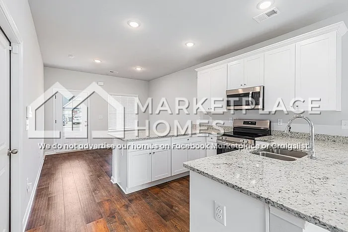 1912 Schoolhouse Ln — Photo 6