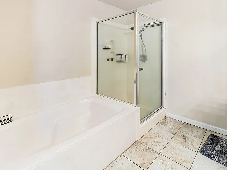 3711 Meadow View Dr — Photo 19