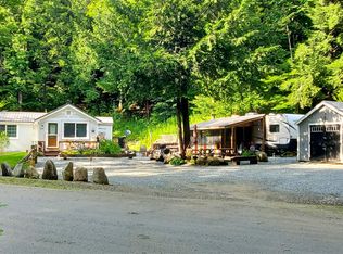 729 Davis Road, Cavendish, VT 05142