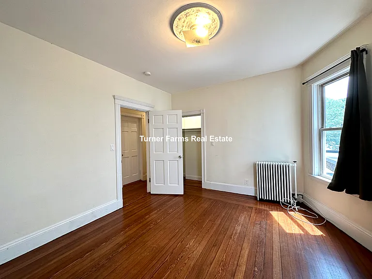 692 Columbia Rd #2A — Photo 36