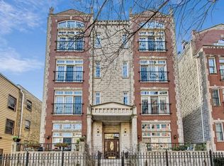 911 W Altgeld St, Chicago, IL 60614