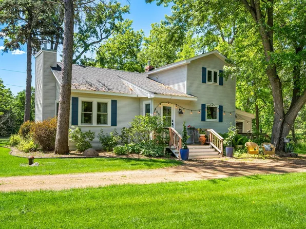 405 S Old Crystal Bay Rd, Long Lake, MN 55356
