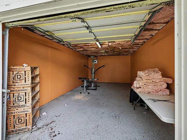 309 Farrell St — Photo 23