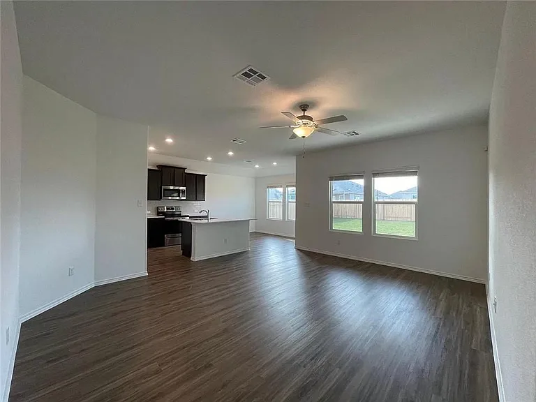 103 Ulmus St — Photo 3