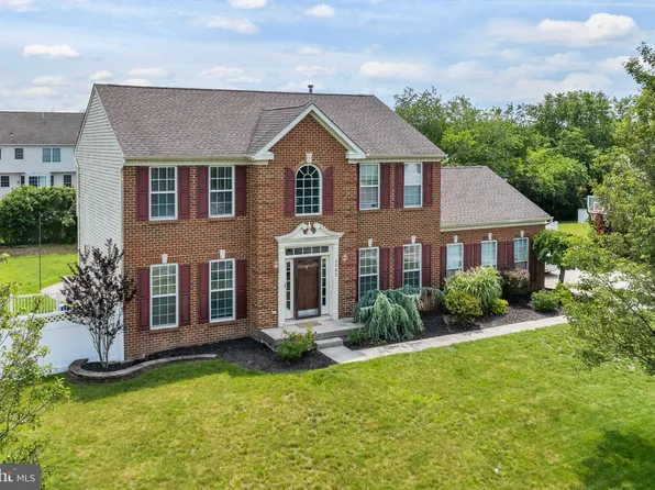 1781 Cobblestone Ln, Vineland, NJ 08361