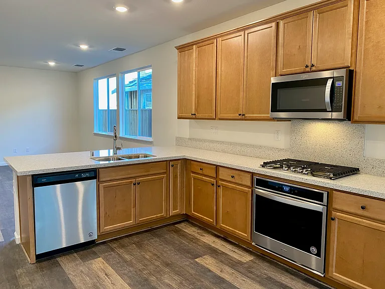 2971 Kern Way — Photo 5