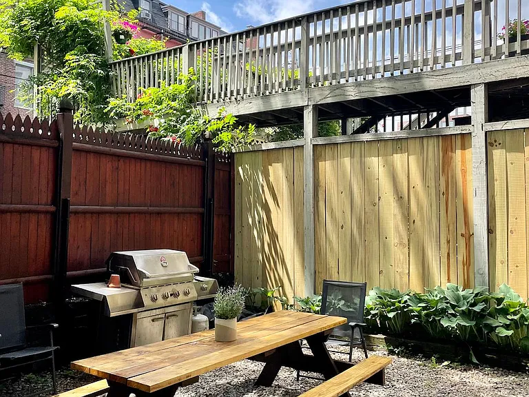 70 Rutland St #3 — Photo 19