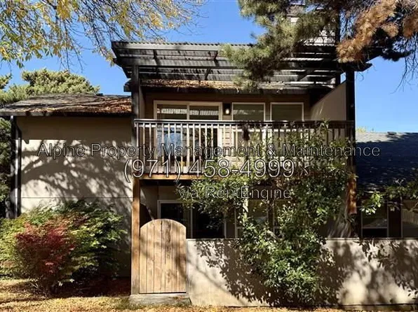 9625 SW Prairie Ter APT D, Beaverton, OR 97008