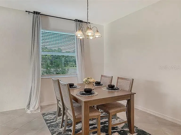 10896 Pinot Dr — Photo 9